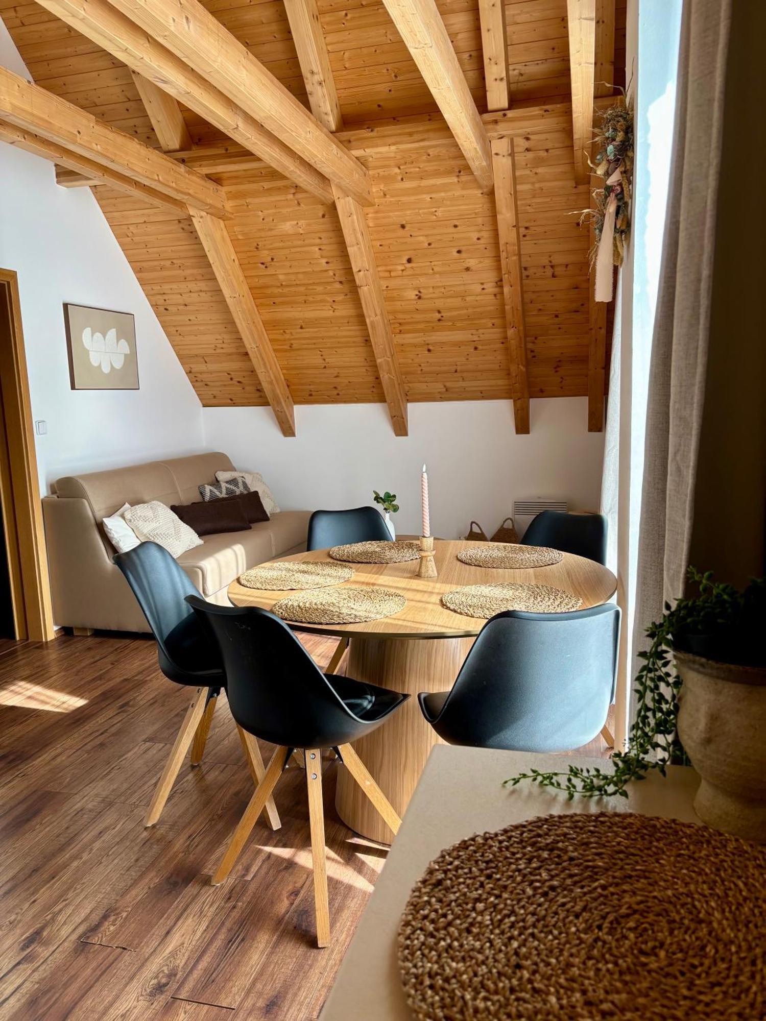 Apartman Niki Apollon Resort Lednice Exterior foto